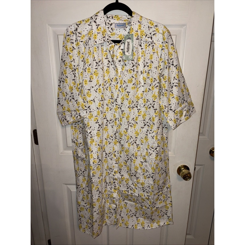 NWT National M Pet PM House Dress Yellow Floral Pearl Snap Patio Muumuu Pockets
